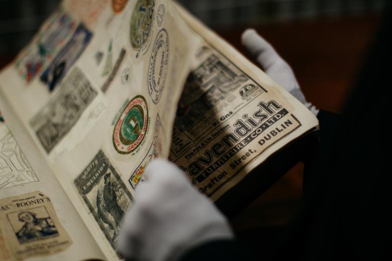 Scrapbooks in the Centre for Study of Irish Art. © National Gallery of Ireland. 