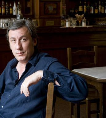 Andrew Graham Dixon