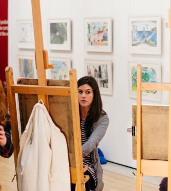 Art classes in the National Gallery. © National Gallery of Ireland. 
