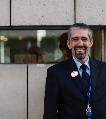 A member of staff at the entrance to the National Gallery of Ireland on Clare Street. © National Gallery of Ireland. 