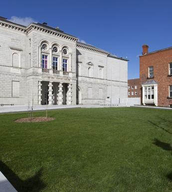 Merrion Square entrance to the Gallery