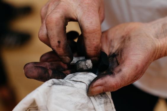 A detail of dirty hands after a charcoal art class. © National Gallery of Ireland.