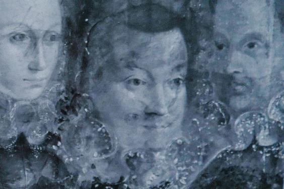 Grayscale infrared reflectography image of a detail of Fontana's painting showing changes to the composition of the ladies in waiting